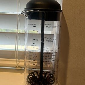 Pampered Chef Measure, Mix & Pour